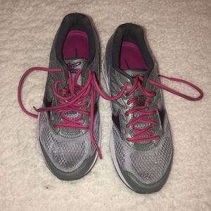Mizuno pink and grey running shoes